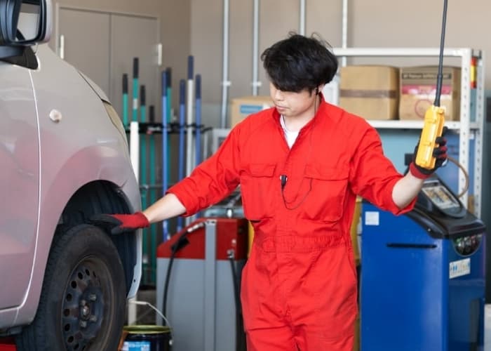 年間車検数32000台